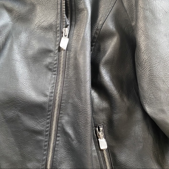 ModCloth Plus Size Vegan Leather Moto Jacket 4X - Picture 9 of 9